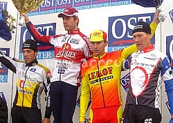 Podium in 2004 mit David Meys (2.), Bjorn Rondelez (Sieger), Emile Hekele und Pascal Triebel